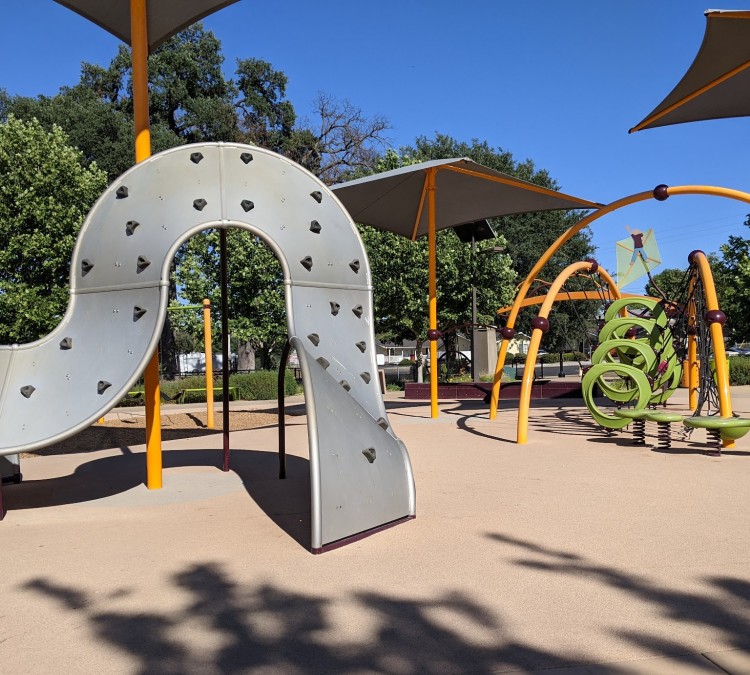 Uptown Family Park (Paso&nbspRobles,&nbspCA)